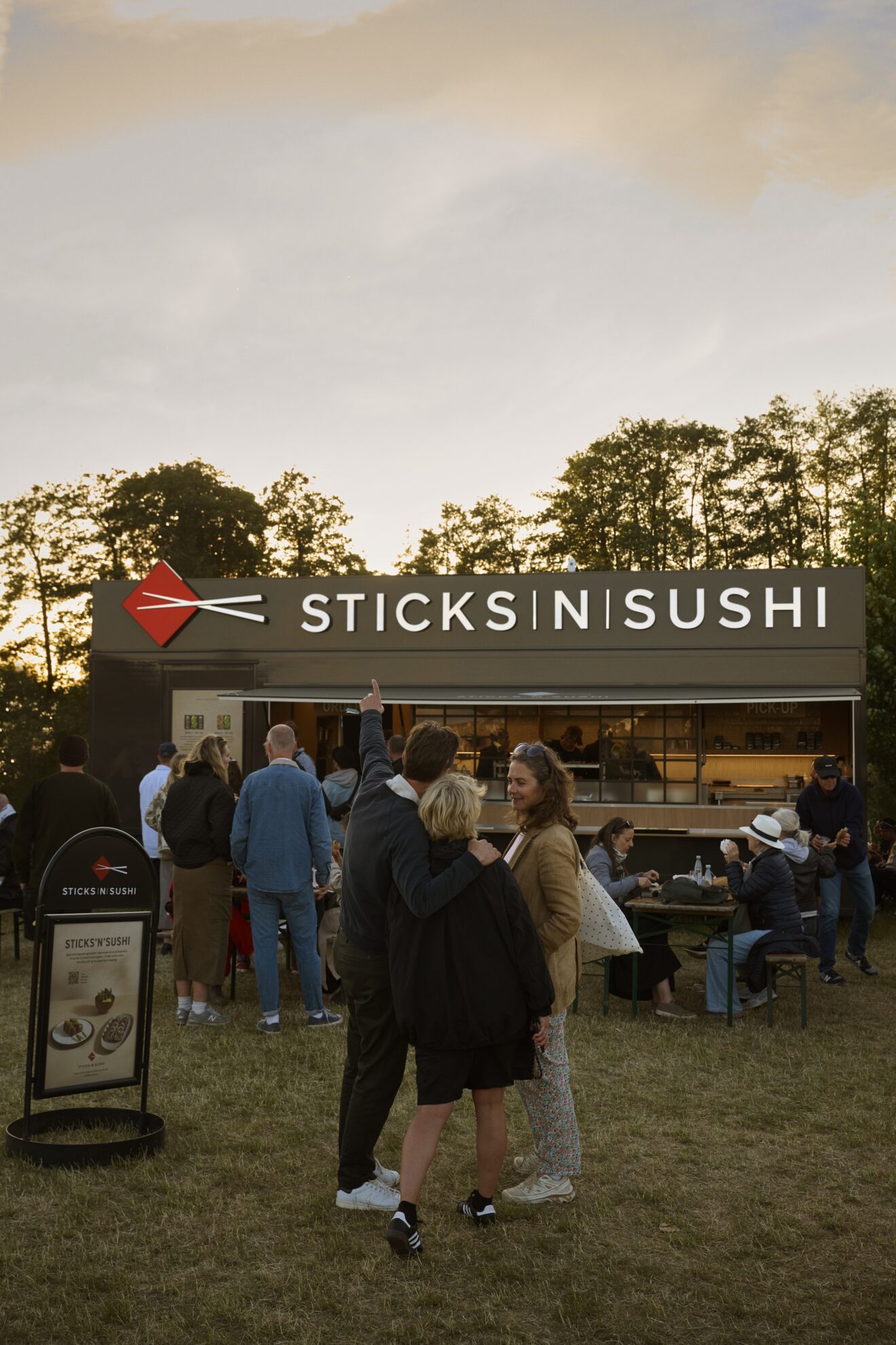 Sticks’n’Sushi serverer frisk fisk til sommerens festivalgæster